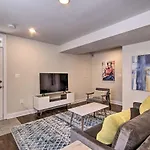 Modern D C Apartment Less Than 2 Mi To National Mall!